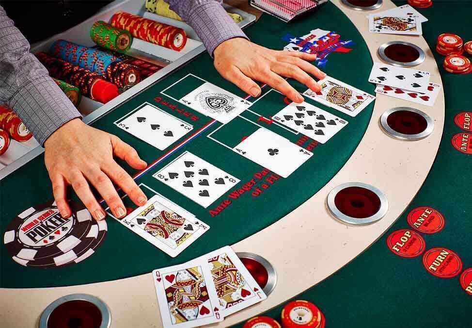 Apakah ada papan peringkat poker gratis?
